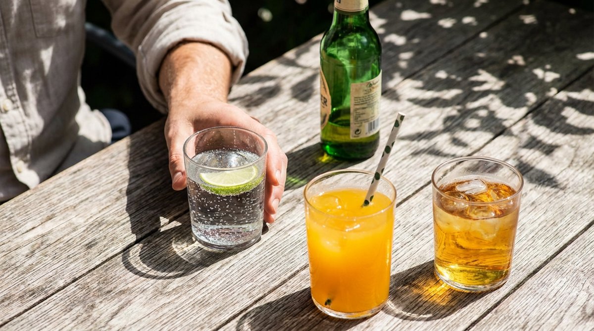 啤酒业务在嘉士伯集团总销售额中的占比首次跌破 50%