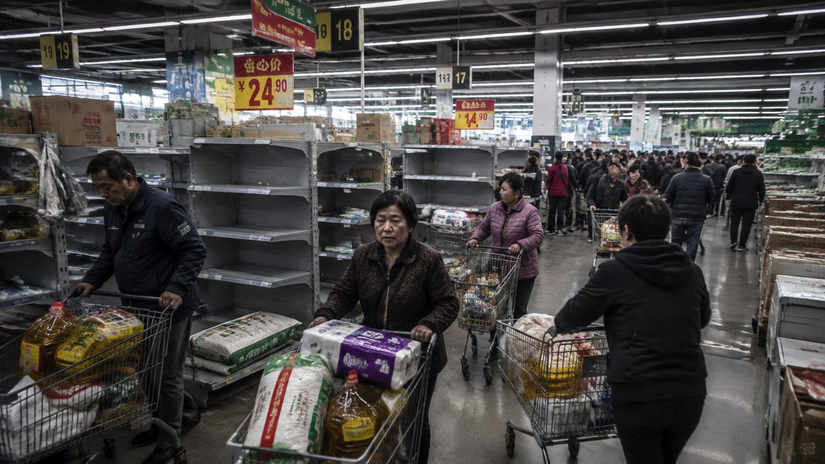 河南驻马店欢乐爱家超市限刷储值卡引发挤兑 当地政府工作专班已进驻